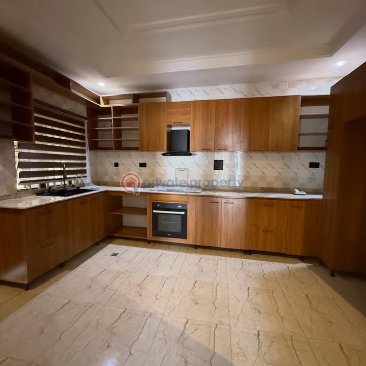 6 bedroom Detached Duplex For Sale Galadimawa Abuja Phase 3  - 5