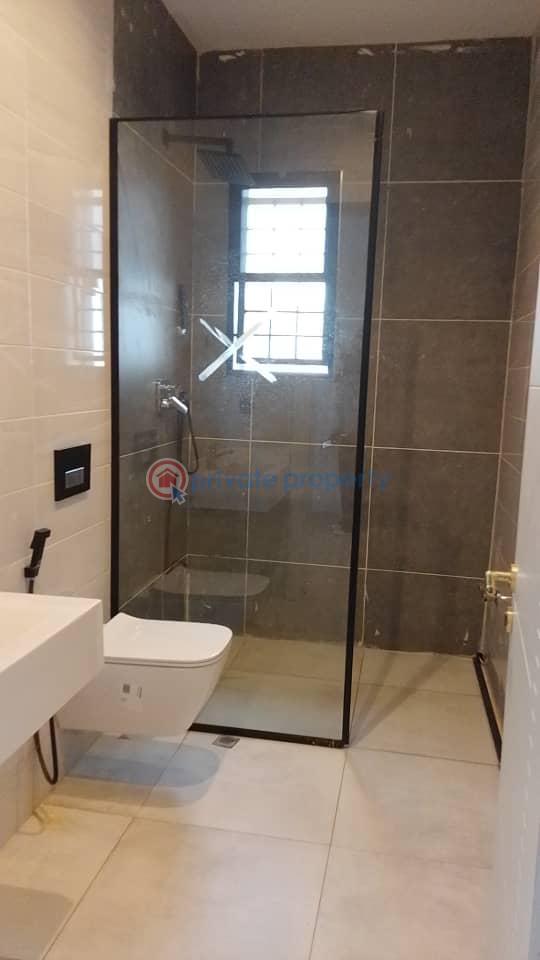 7 bedroom Duplex For Sale Nadir El Rufia Guzape Abuja Phase 1  - 16