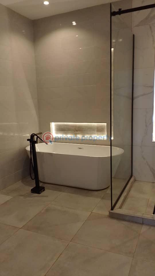 7 bedroom Duplex For Sale Nadir El Rufia Guzape Abuja Phase 1  - 39