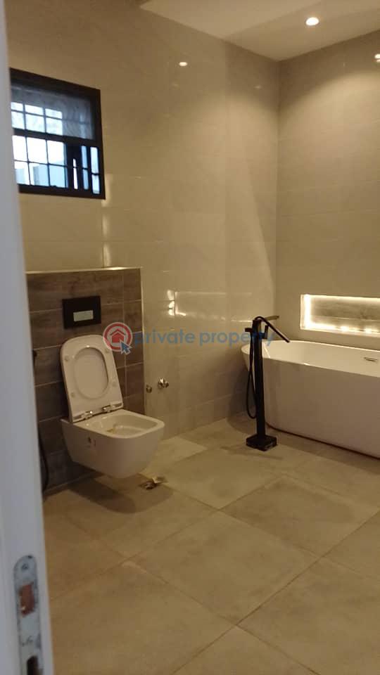 7 bedroom Duplex For Sale Nadir El Rufia Guzape Abuja Phase 1  - 49