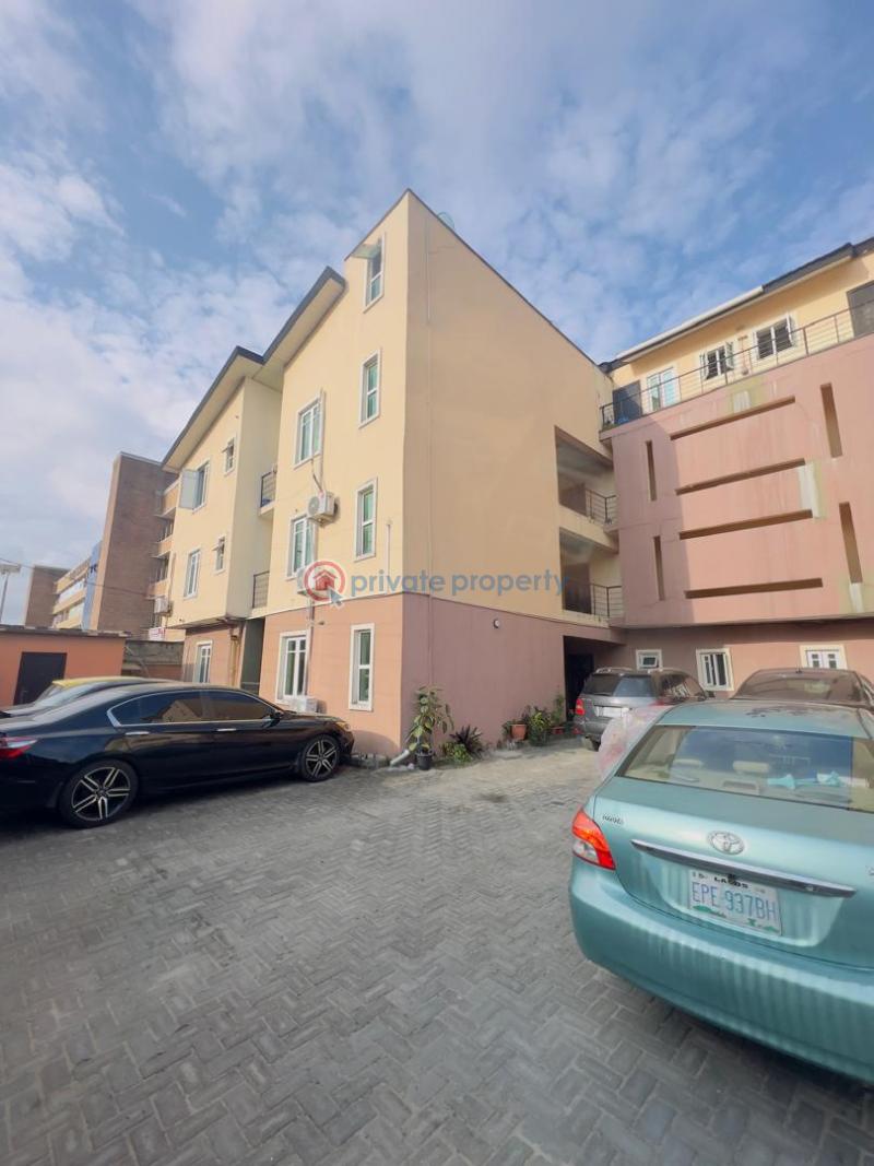2 bedroom Block Of Flats Short let Ologolo Lekki Lagos - 2