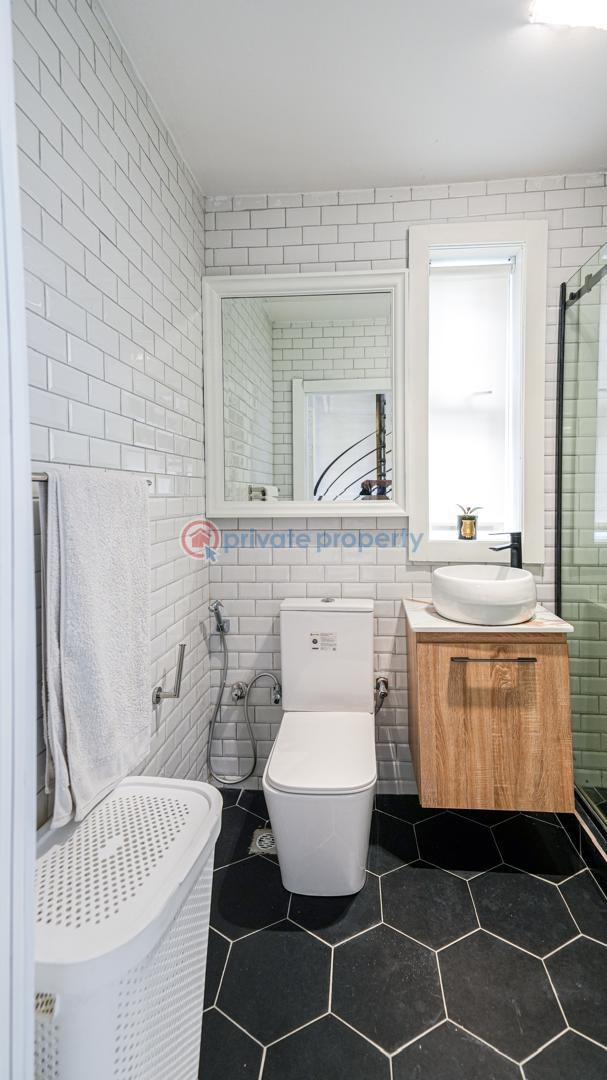 2 bedroom Flat & Apartment For Rent Facing Directly Admiralty Way Lekki Phase 1 Lekki Phase 1 Lagos - 6