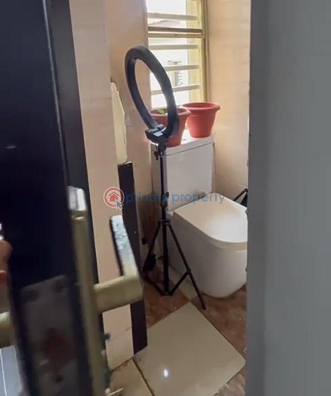 1 bedroom Mini Flat For Rent Osapa Lekki Lagos - 11