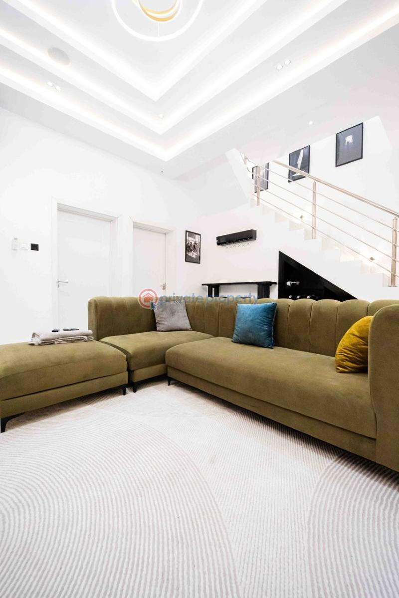 4 bedroom Terrace For Rent Behind Pinnock Beach Osapa Osapa Lekki Lagos - 8