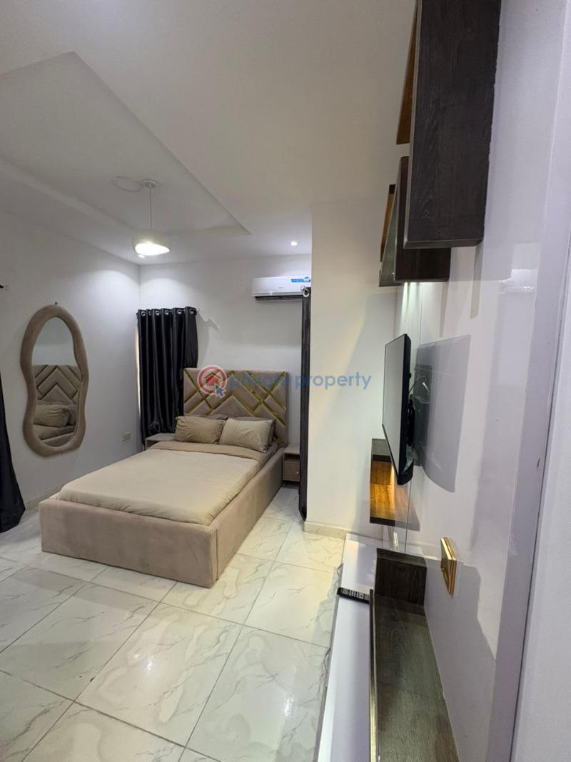 3 bedroom Penthouse For Rent Lekki Phase 1 Lagos - 1