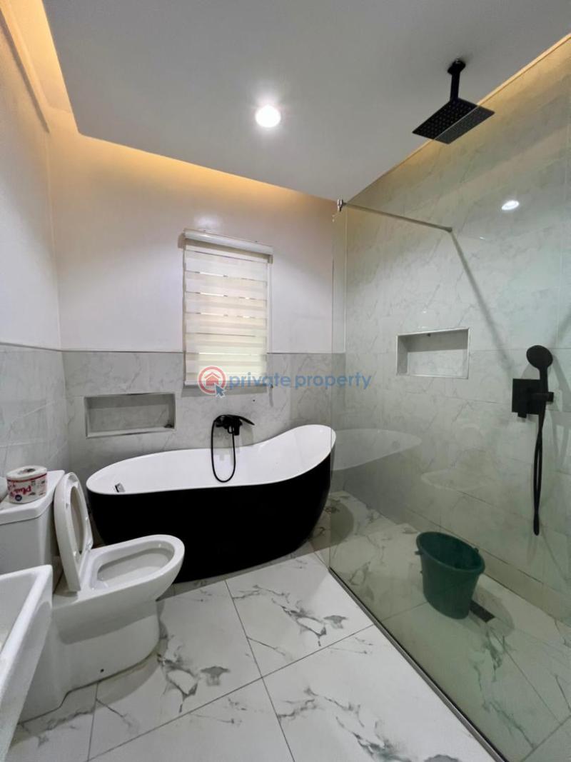 2 bedroom Block Of Flats For Sale Lekki Phase 1 Lagos - 1