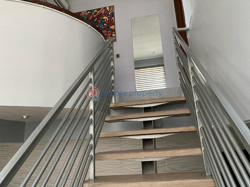 2 bedroom Maisonette For Rent Opposite Freedom Way Lekki Phase 1 Lagos - 4