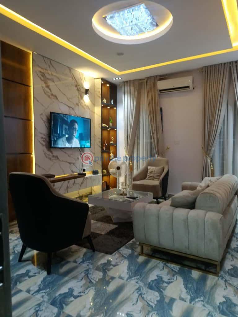 1 bedroom Mini Flat For Rent Osapa London Lekki Lagos - 1