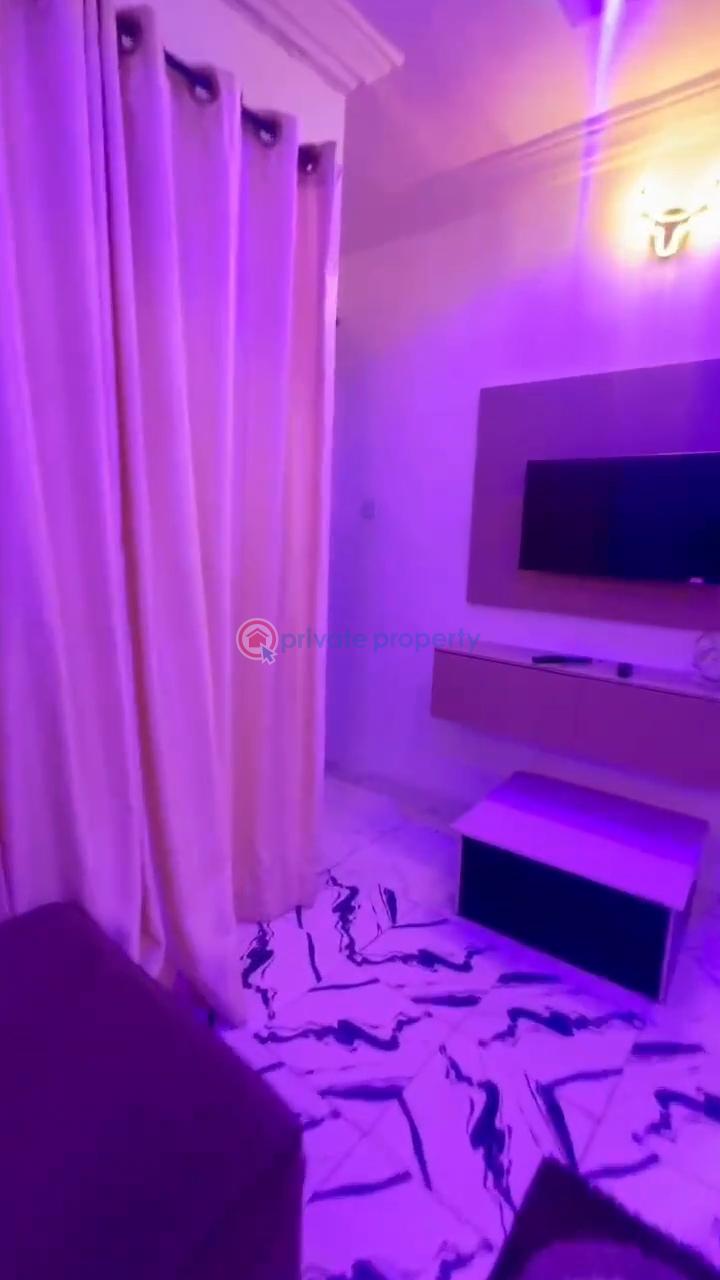 1 bedroom Mini Flat For Rent Off Morocco Road Onipanu Shomolu Lagos - 7