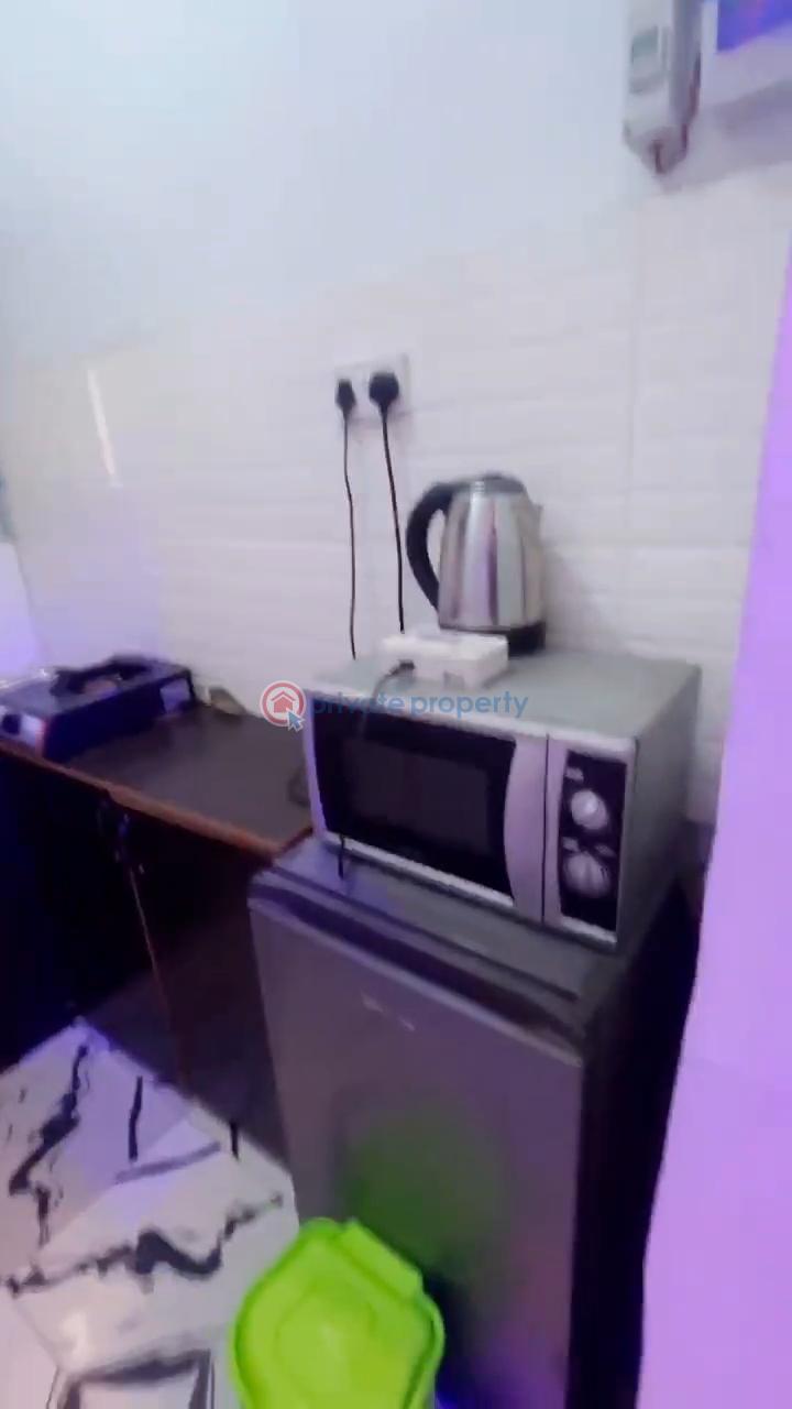 1 bedroom Mini Flat For Rent Off Morocco Road Onipanu Shomolu Lagos - 4
