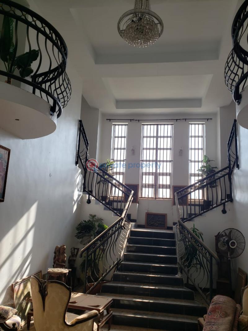 9 bedroom Detached Duplex For Rent Obasanjo Hill Top. Oke Mosan Abeokuta Ogun - 4