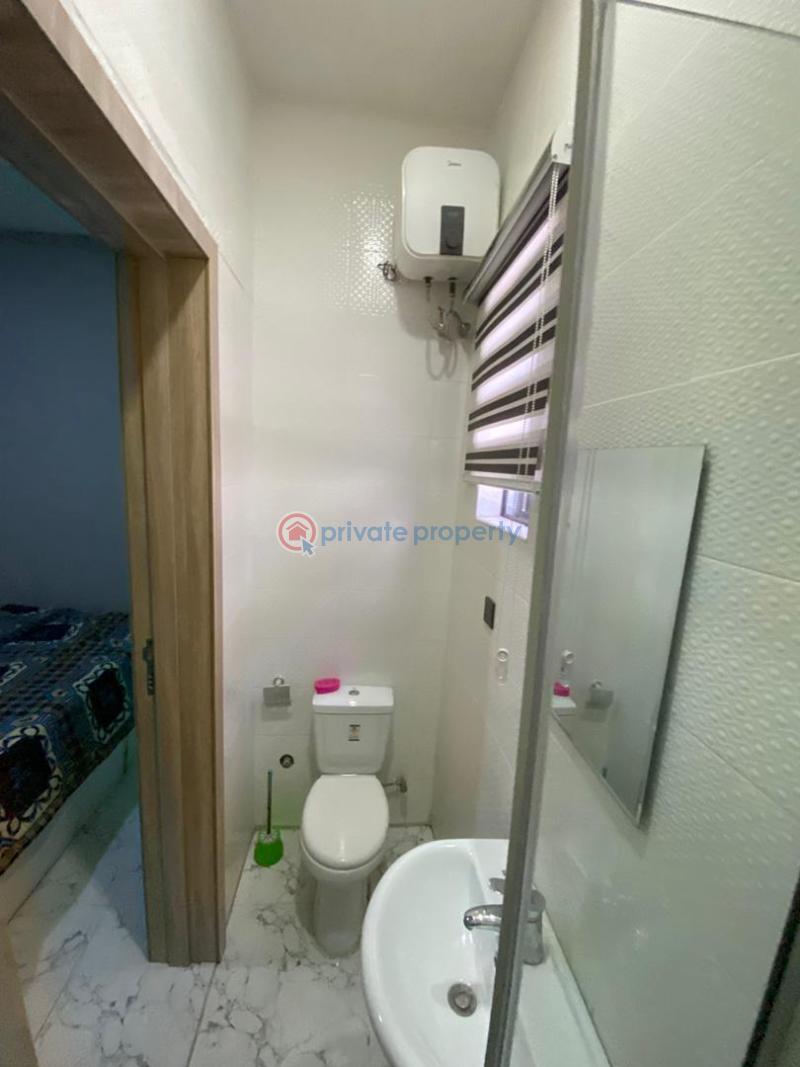 1 bedroom Self Contain For Rent Orchid Road Lekki Lagos - 4