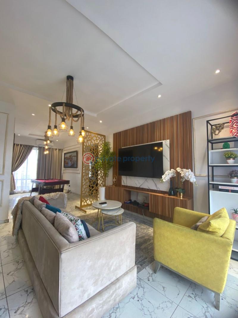 2 bedroom Flat & Apartment For Rent Right Side Elf Bustop Petrocam Station Lagos. Lekki Phase 1 Lagos - 1