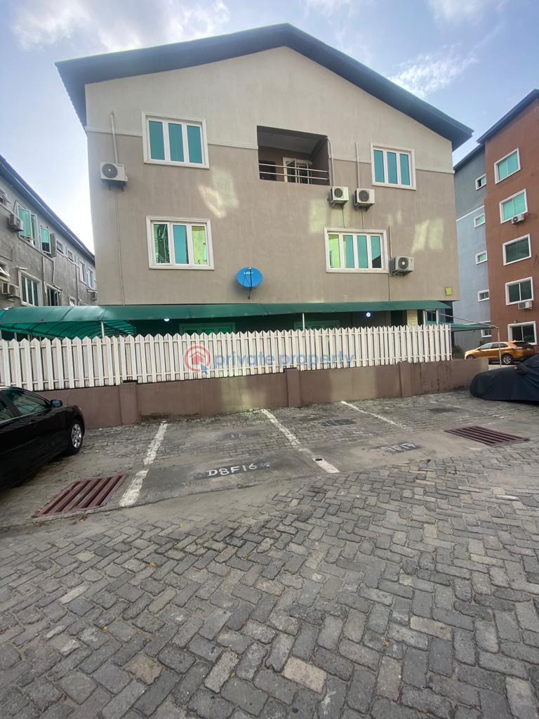 4 bedroom Terrace For Rent Ikate Elegushi Lekki Lagos - 5