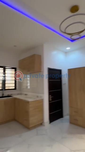 Fully furnished studio apartment - 1 1 bedroom Self Contain For Rent Surulere Lagos - 1