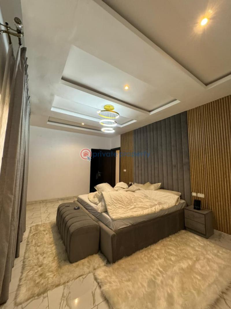 House For Sale Location : Carlton Gate Estates Kolapo Ishola Gra Akobo General Gas. Ibadan Oyo - 3