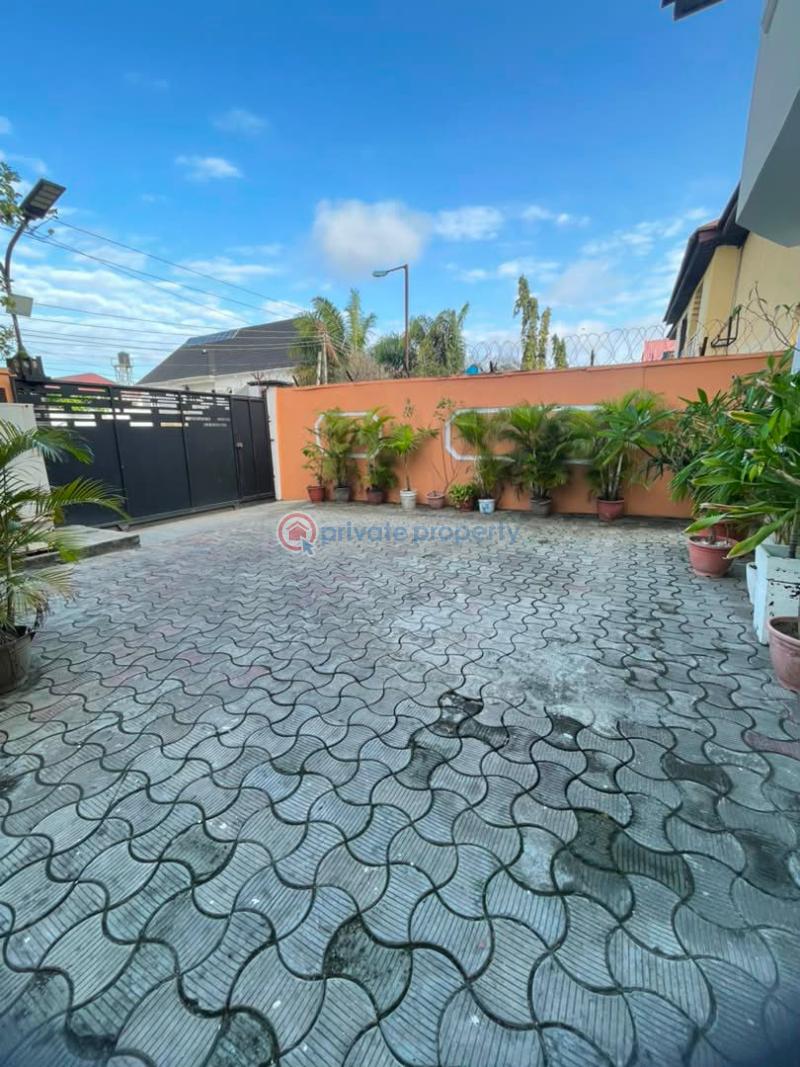 4 bedroom Semi detached Duplex For Sale Lekki Phase 1 Lagos - 14