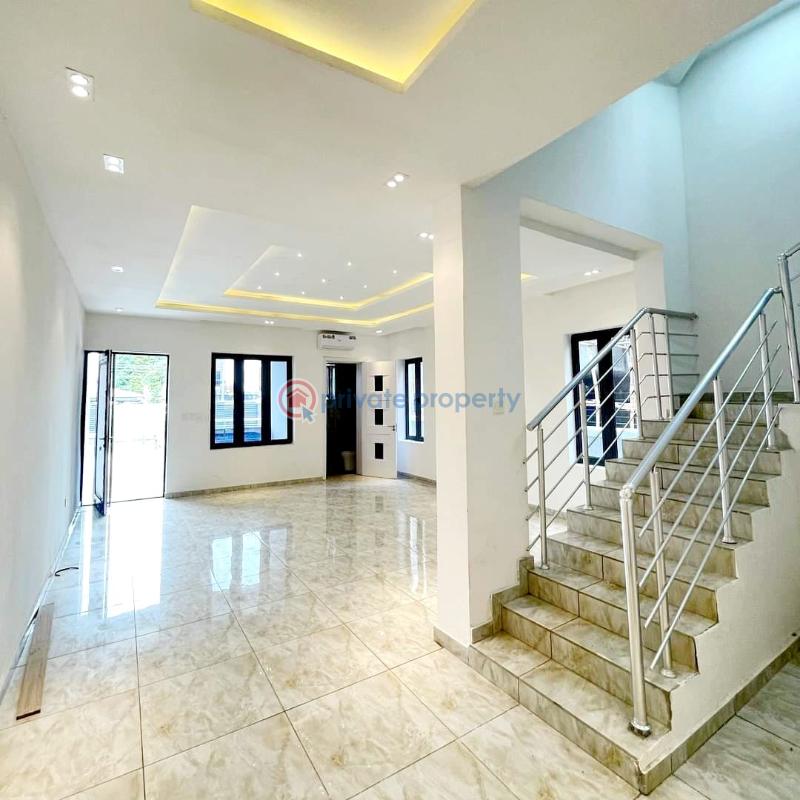 4 bedroom Terrace For Sale Lekki Phase 1 Lagos - 7