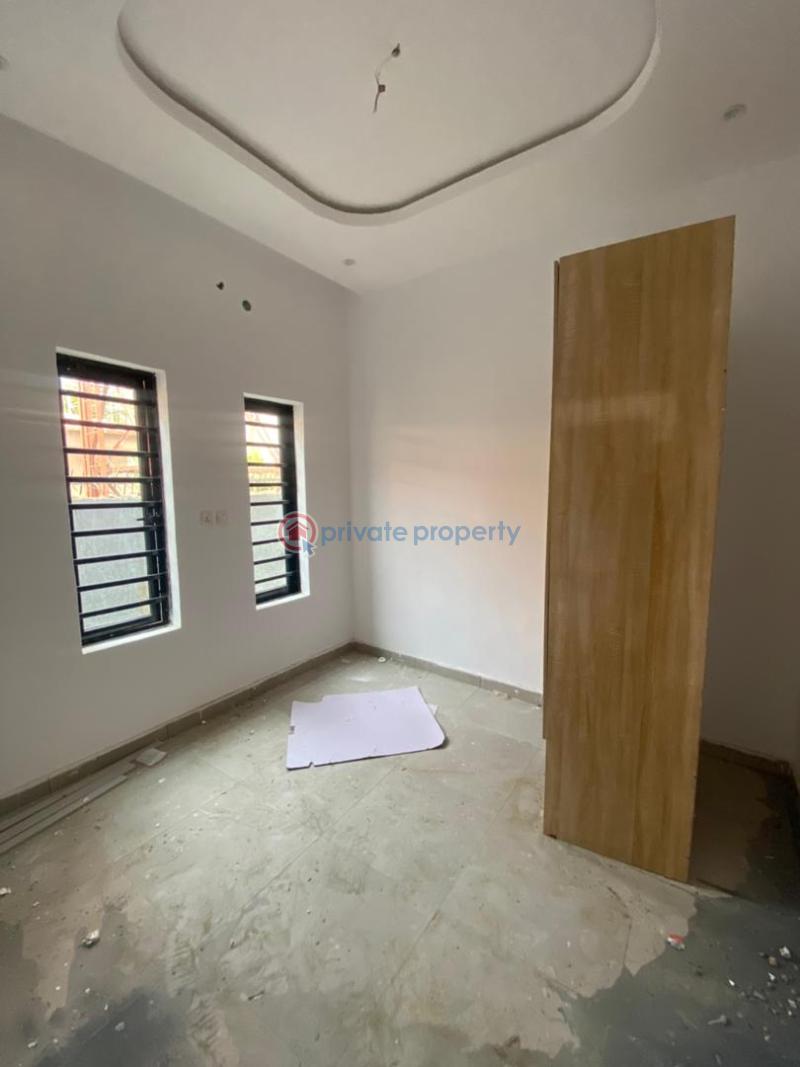4 bedroom Terrace For Rent Before Blenco Supermarket Abraham Adesanya Ajah Lagos - 4