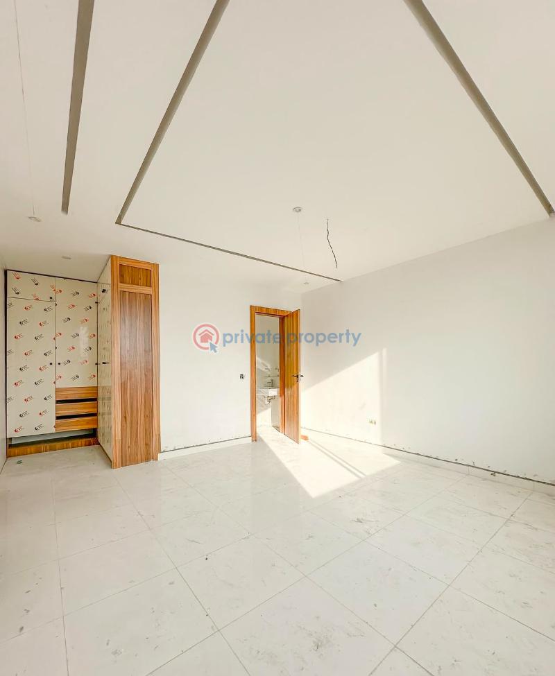 2 bedroom Block Of Flats For Sale Lekki Phase 1 Lagos - 5