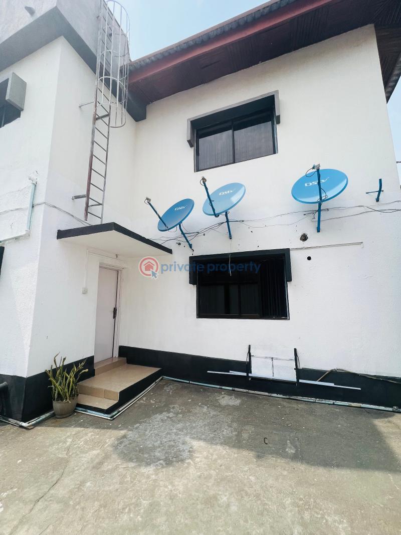 1 bedroom Flat & Apartment For Rent Off Admiralty Lekki Phase 1 Lagos - 5