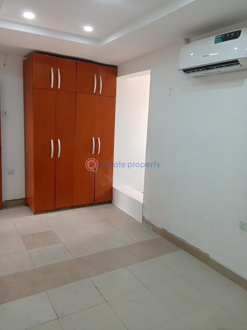 1 bedroom Mini Flat For Rent Oniru Behind Ebeano Supermarket Oniru Victoria Island Lagos - 6