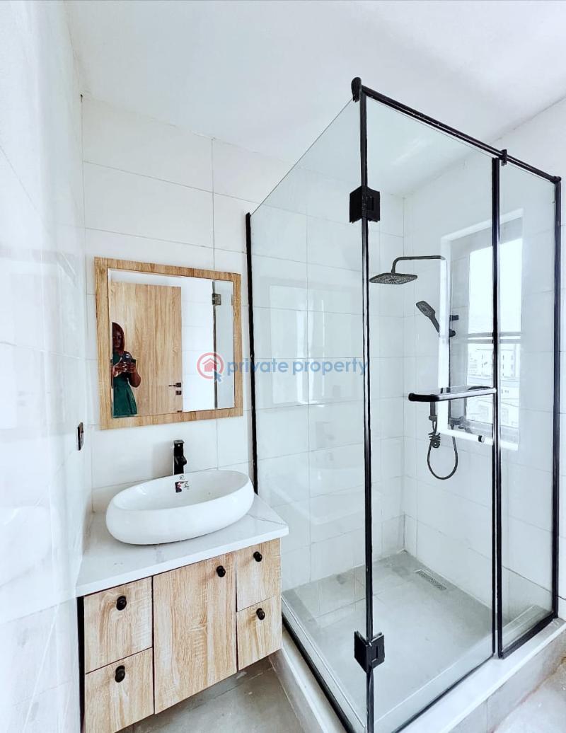 2 bedroom Flat & Apartment For Sale Lekki Phase 1 Lagos - 4