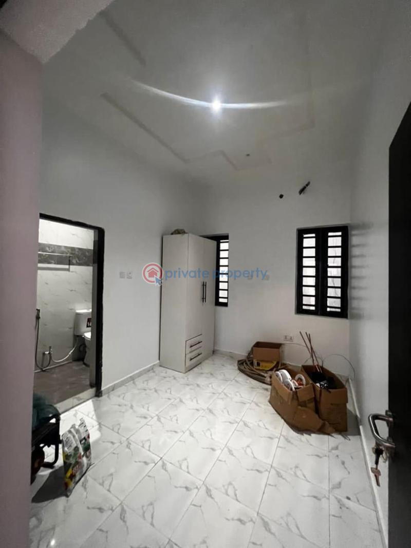 2 bedroom Block Of Flats For Sale Lekki Phase 1 Lagos - 12