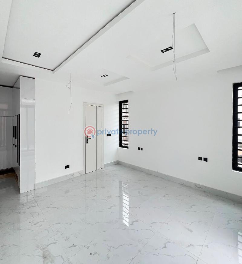 2 bedroom Block Of Flats For Sale Lekki Phase 1 Lagos - 2