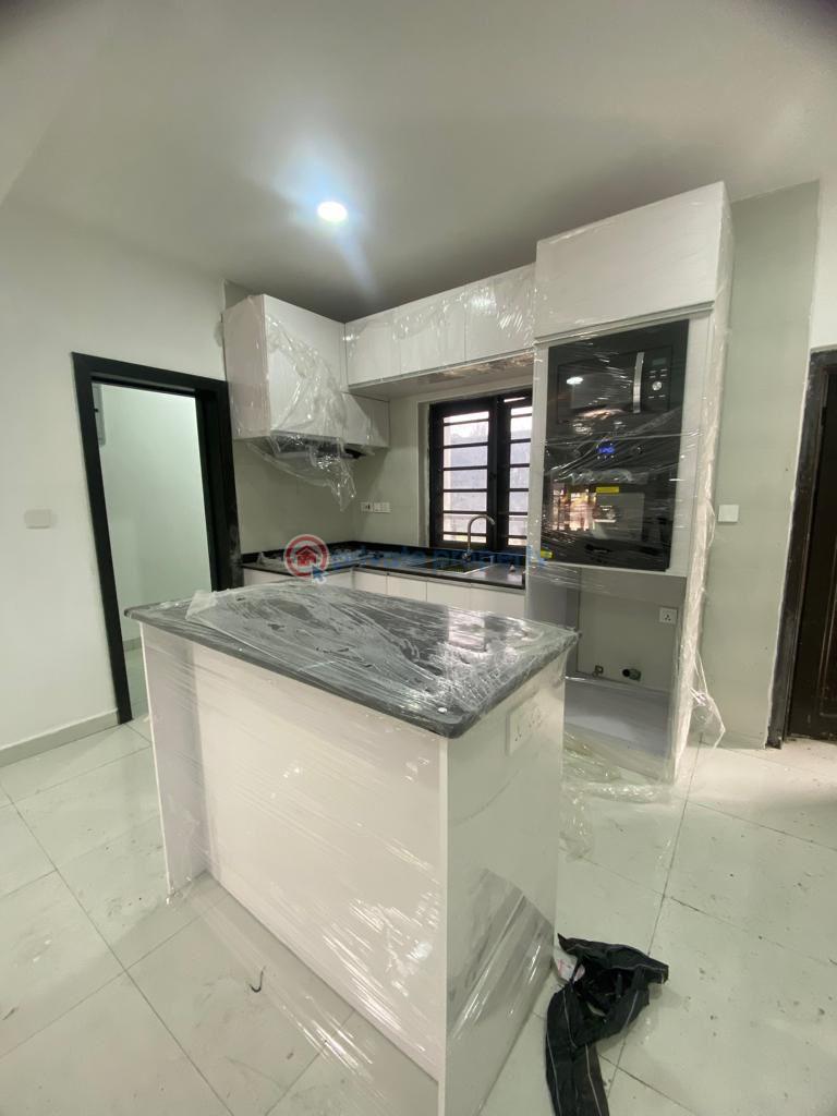 Fully serviced 2-bedroom apartment - 1 2 bedroom Block Of Flats For Rent Mobil Road Ajah Lekki Lagos - 1