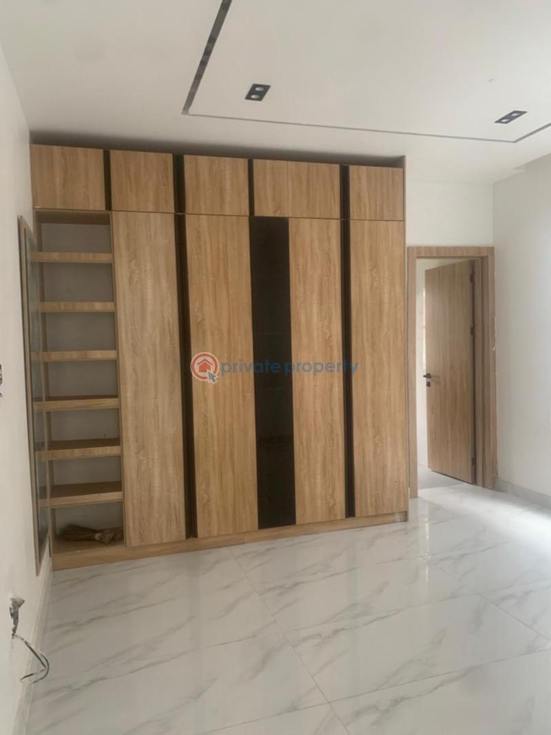 2 bedroom Flat & Apartment For Sale Phase 1 Lekki Lagos - 5