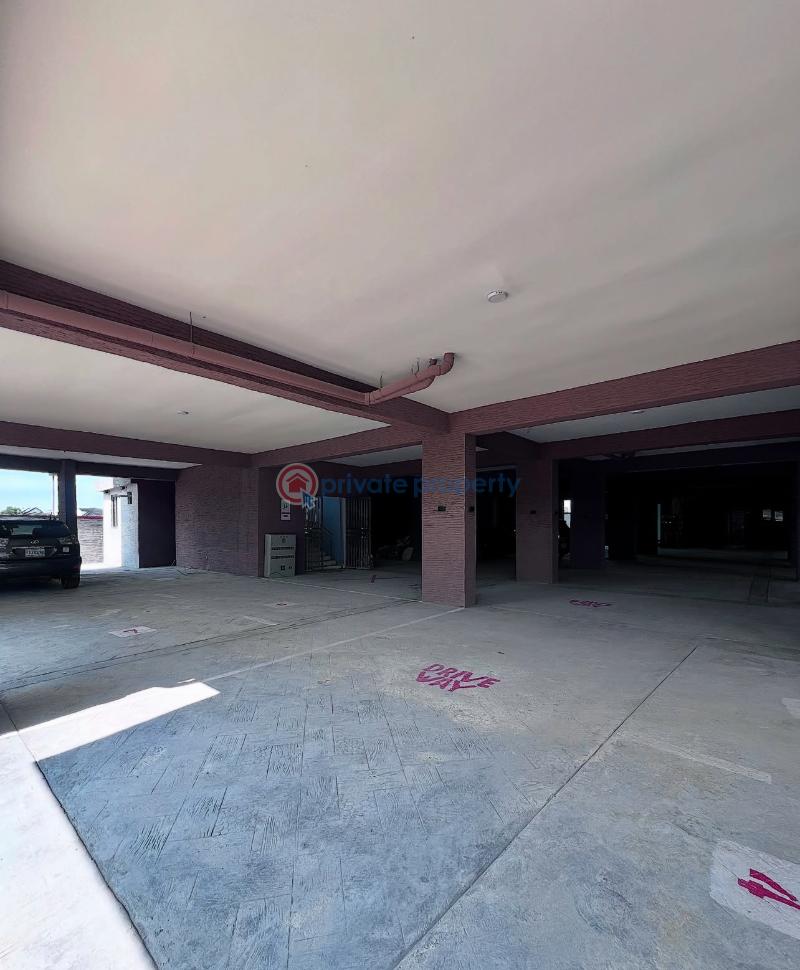 Fully serviced 2 bedroom apartment with elevator, swimming pool, gym - 1 2 bedroom Block Of Flats For Sale Ikate Elegushi Lekki Lagos - 1
