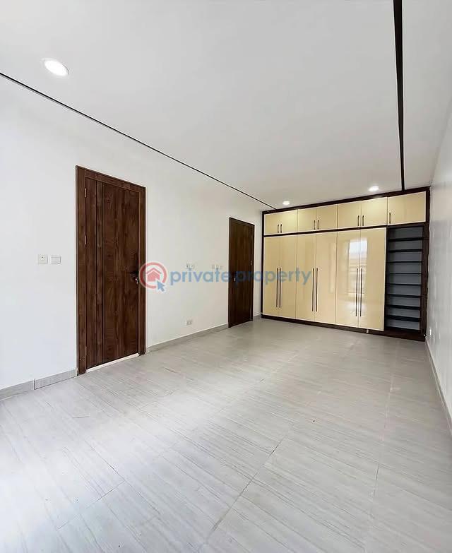 2 bedroom Block Of Flats For Sale Ikate, Lekki Lagos - 8