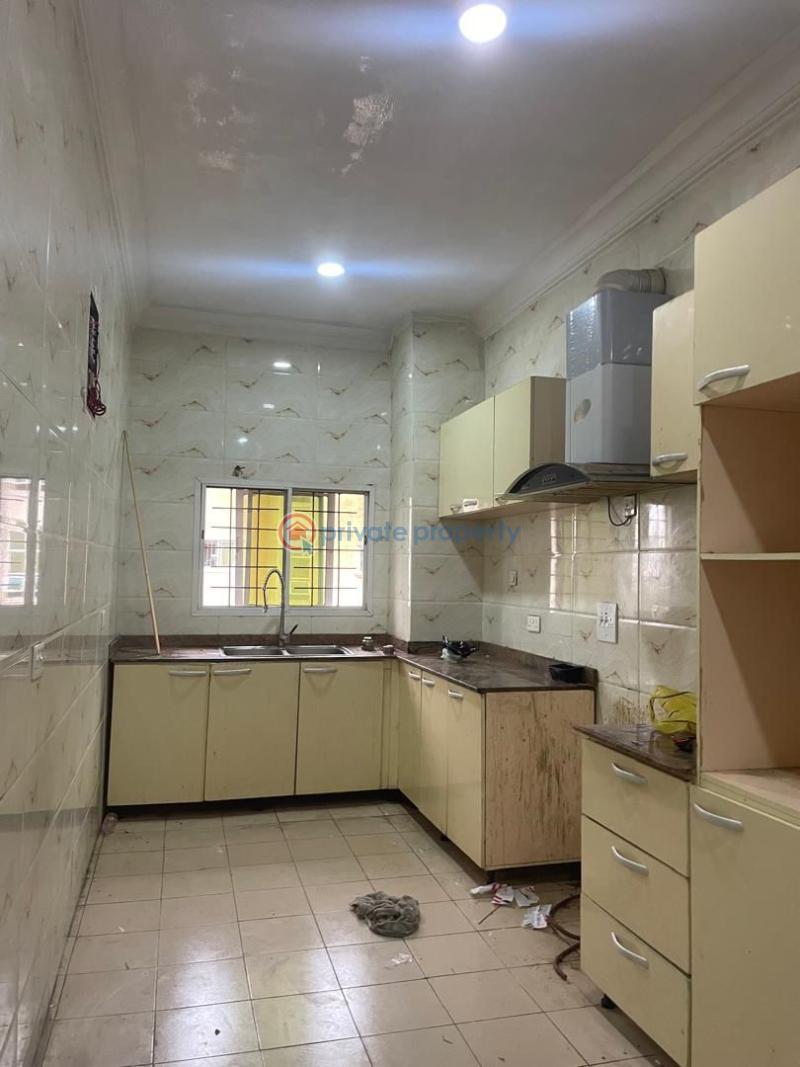 Fully serviced 2-bedroom flat - 4 2 bedroom Block Of Flats For Rent Chevron Drive Lekki Lagos - 4