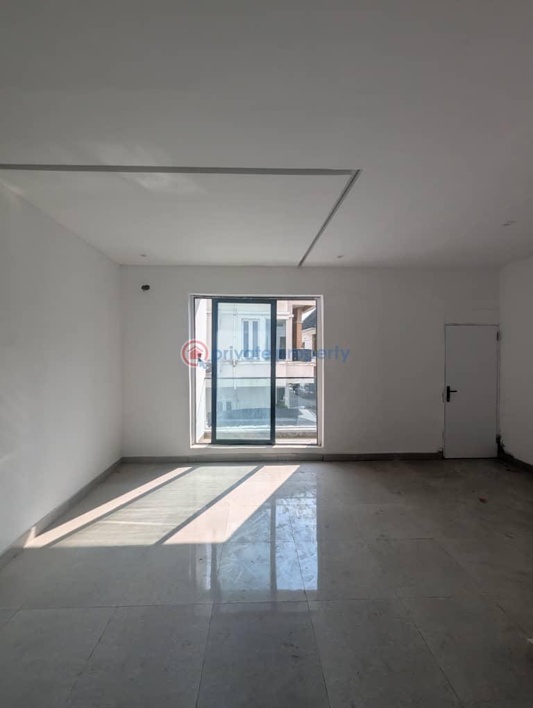 2 bedroom Block Of Flats For Rent Ologolo Lekki Lagos - 2