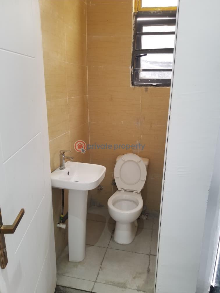 2 bedroom Block Of Flats For Rent Maiyegun Ologolo Lekki Lagos - 3