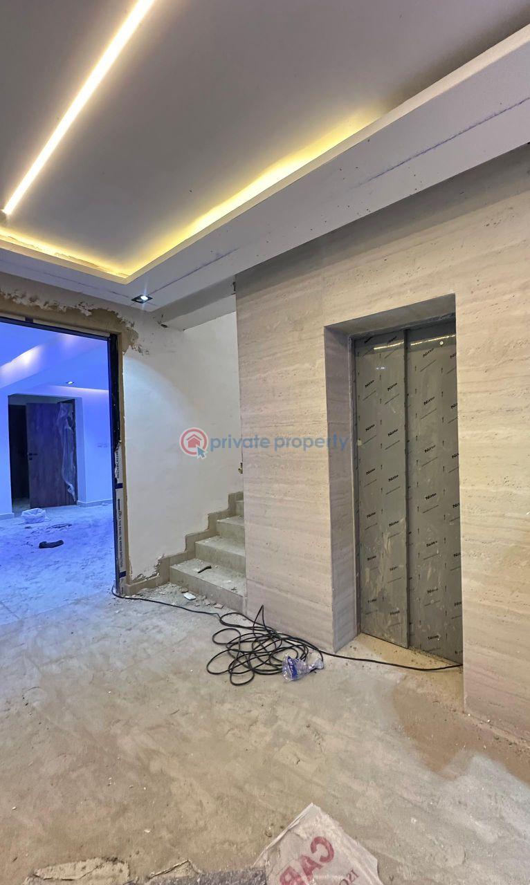 Fully serviced 2/3bedroom apartment with elevator - 12 3 bedroom Flat & Apartment For Sale Ikate Elegushi Lekki Lagos - 12
