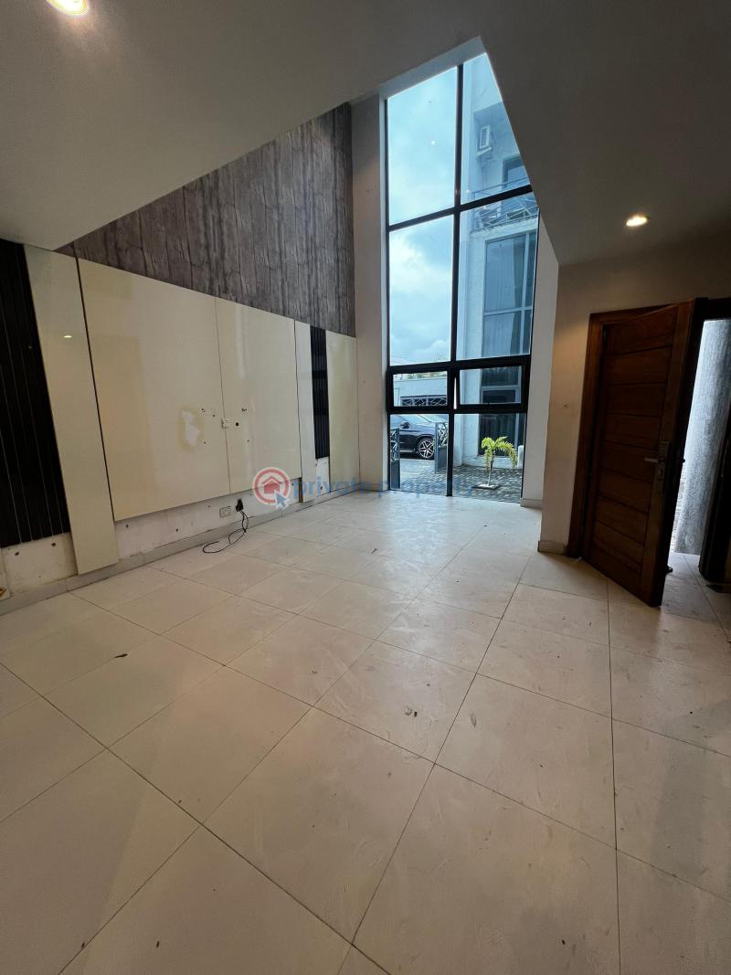 2 bedroom Maisonette For Rent Lekki Phase 1 Lagos - 0