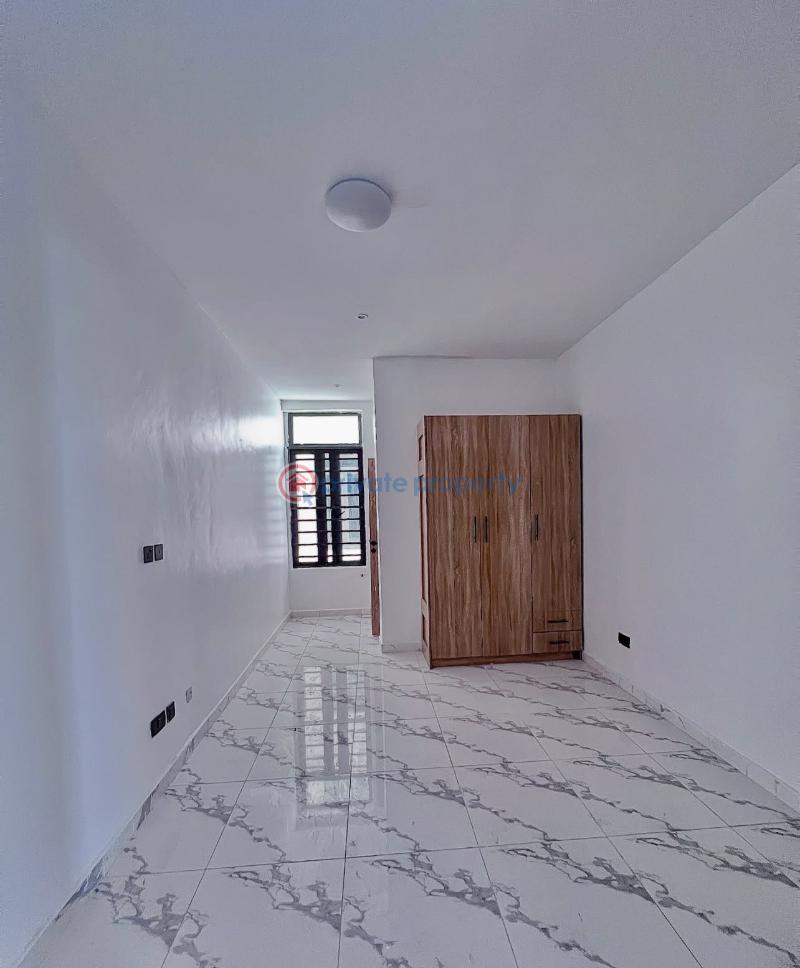 Fully serviced  3 bedroo apartments with swimming pool & gym - 12 3 bedroom Block Of Flats For Sale By Chevron 2nd Tollgate Lekki Along Lekki Expressway Lagos - 12