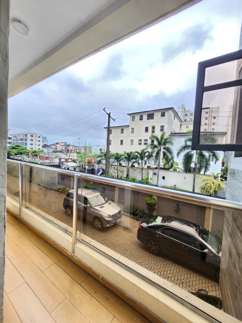 3 bedroom Block Of Flats For Rent Ikoyi Lagos - 8