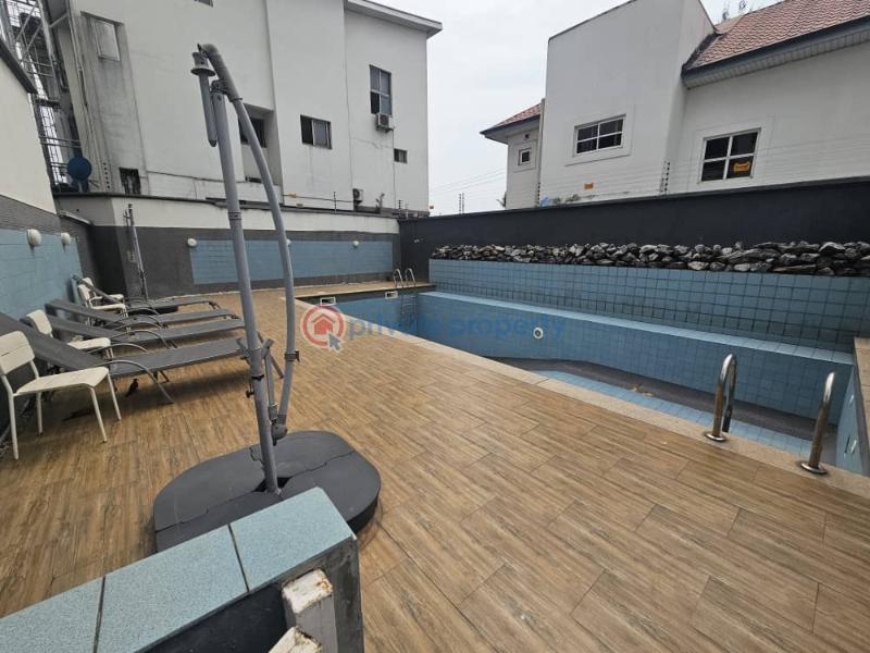 Fully serviced 3 bedroom apartment with bq, all rooms en-suite, elevator, swimming pool, generator - 21 3 bedroom Block Of Flats For Rent Victoria Island Lagos - 21