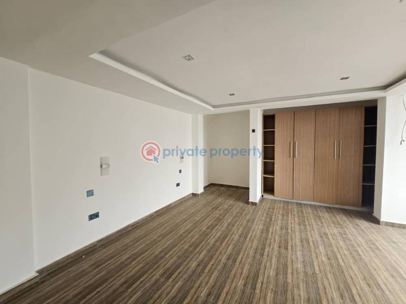 Fully serviced 3 bedroom apartment with bq, all rooms en-suite, elevator, swimming pool, generator - 13 3 bedroom Block Of Flats For Rent Victoria Island Lagos - 13