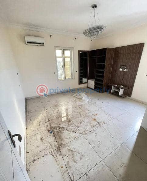Fully serviced 3 bedroom flat within a secured neighborhood - 5 2 bedroom Block Of Flats For Rent Nice Lekki Phase 1 Lagos - 5