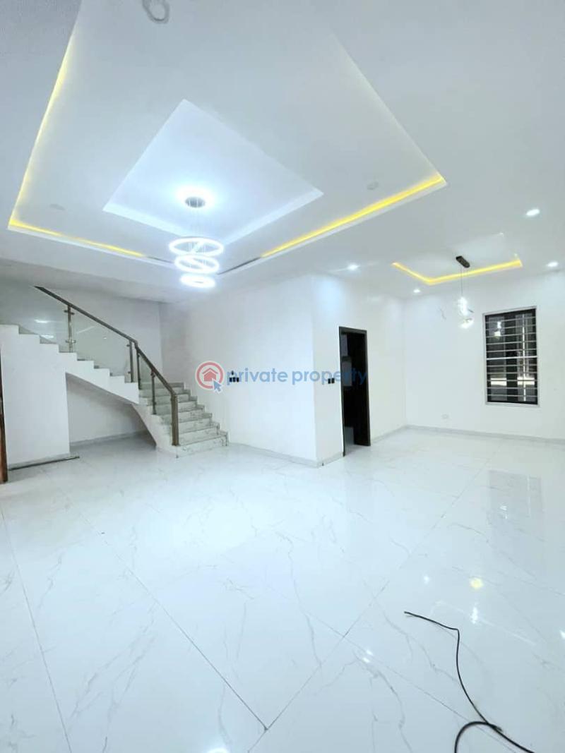 Fully serviced 3-bedroom terrace duplex maisonette - 12 3 bedroom Maisonette For Rent Ikate Elegushi Lekki Lagos - 12
