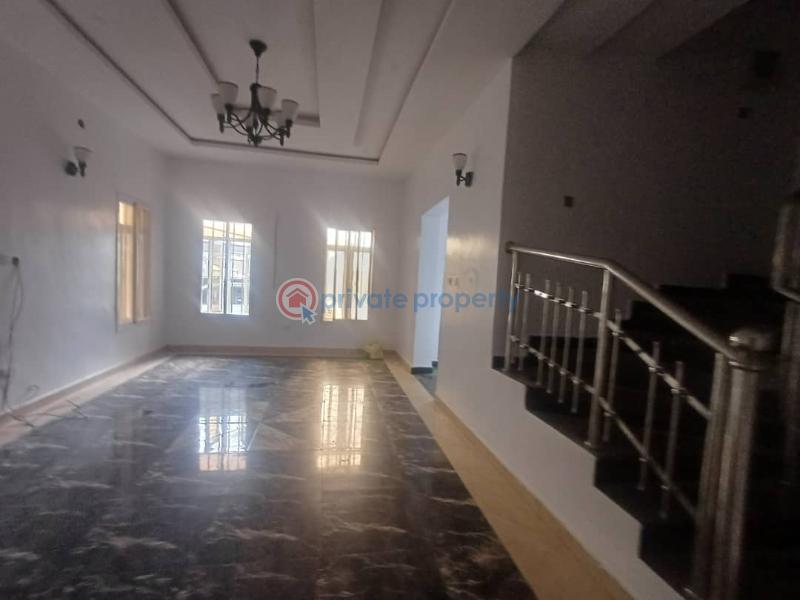 Fully serviced 3 bedroom terrace duplex with bq in lekki right - 2 3 bedroom Terrace For Rent Lekki Right Lekki Phase 1 Lagos - 2