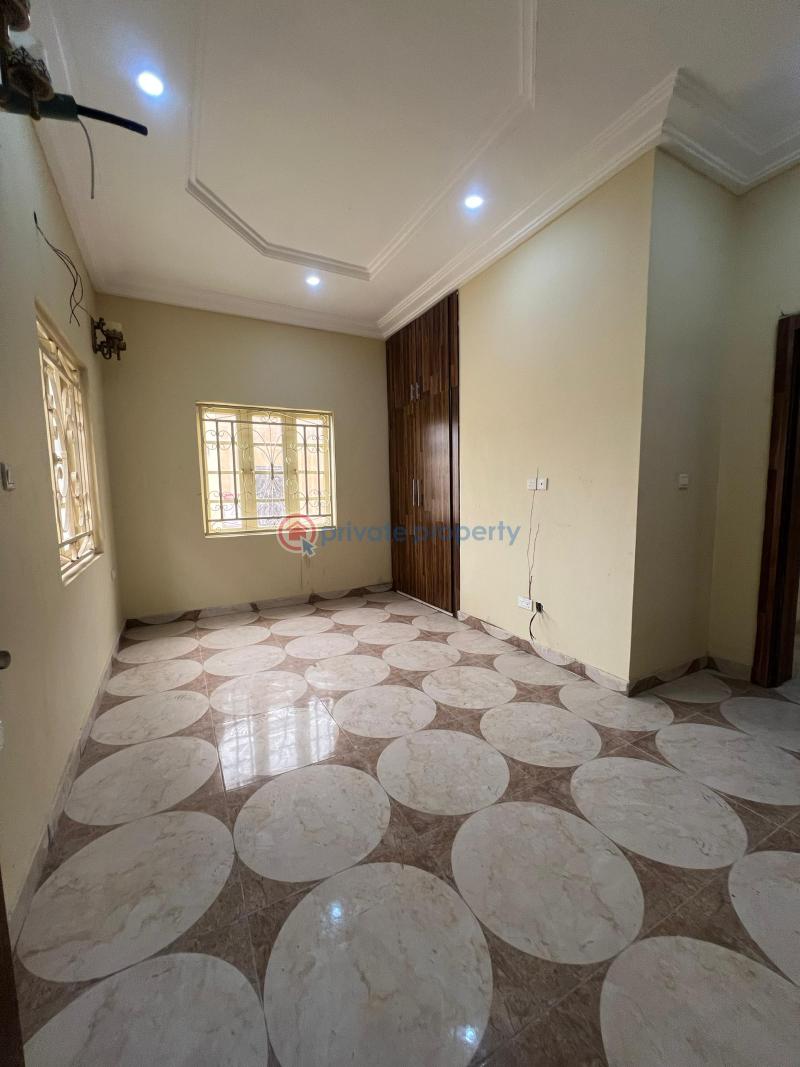 2 bedroom Block Of Flats For Rent Lekki Phase 1 Lagos - 4