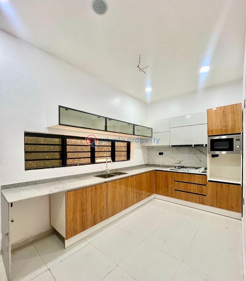 4 bedroom Detached Duplex For Sale Secure Estate At Orchid Lekki Along Lekki Expressway Lagos - 5