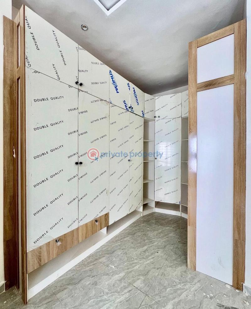 4 bedroom Terraced Duplex For Sale Osapa Lekki Lagos - 10