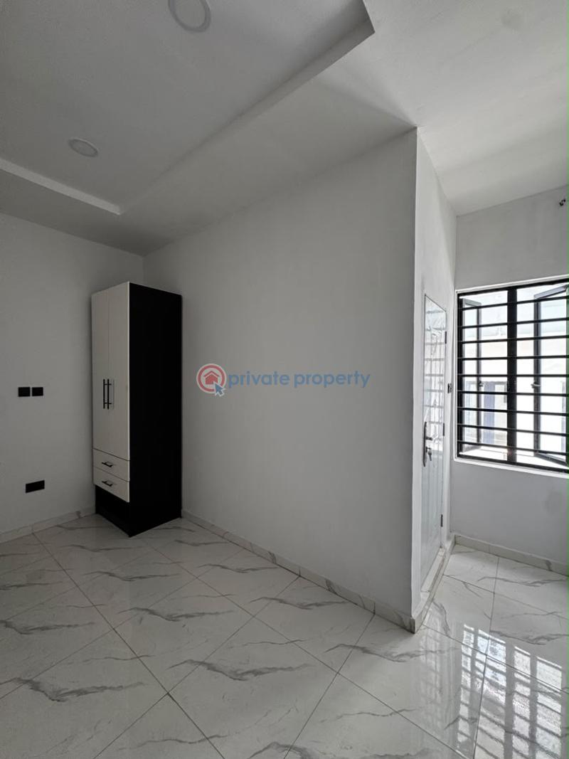 4 bedroom Terrace For Sale Thomas Estate Ajah Lagos - 3