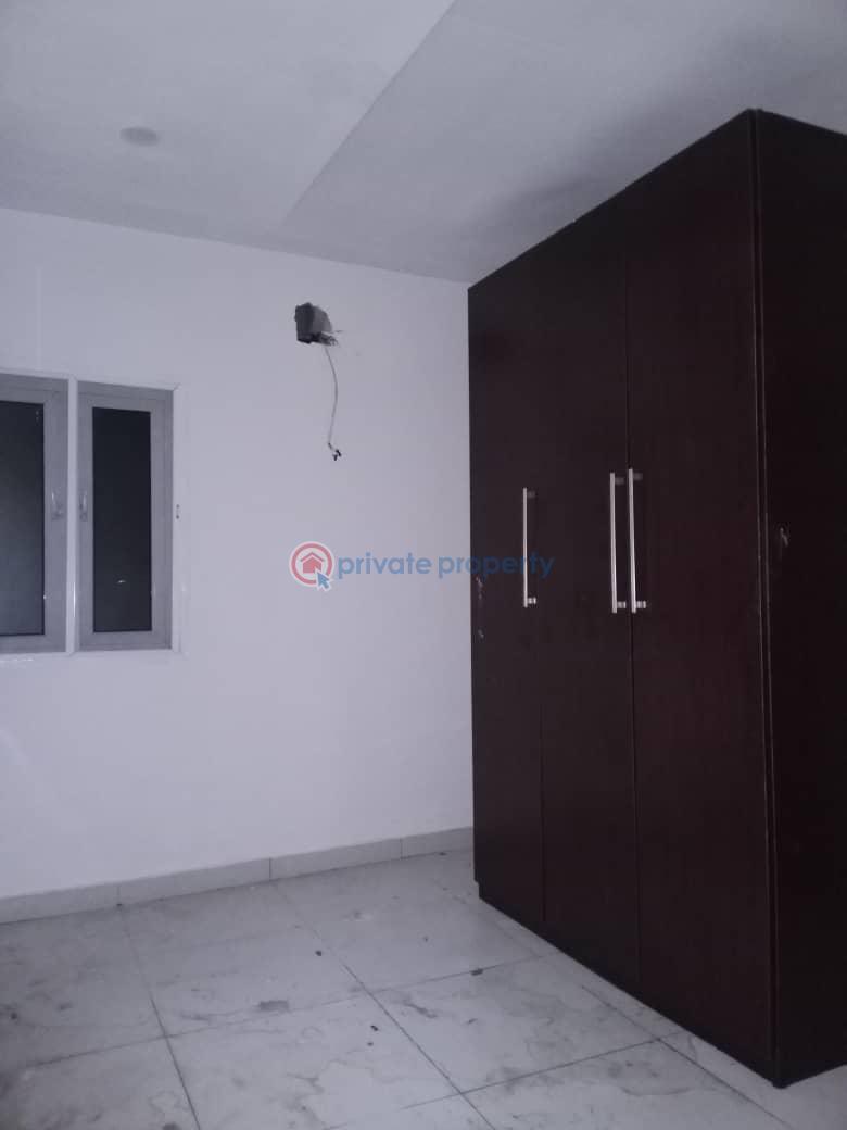 4 bedroom Terraced Bungalow For Rent Ikate Elegushi Lekki Lagos - 4